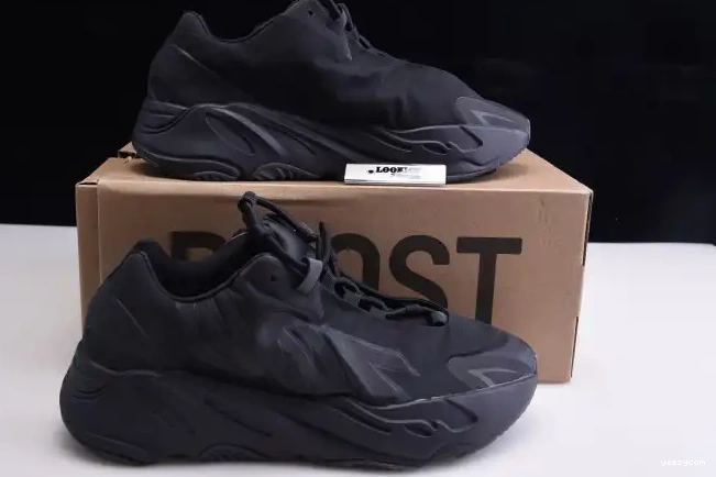 Yeezy Boost FV4440 700 Adidas Black MNVN Triple 0429